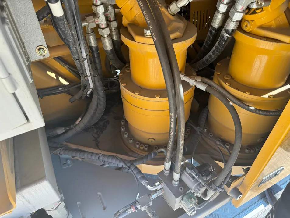 Sac2000c8 Sany200 Ton Used Truck Crane Mobile Crane Crawler Crane Construction Machinery Concrete Pump Truck Rotary Drilling Rig Spare Parts