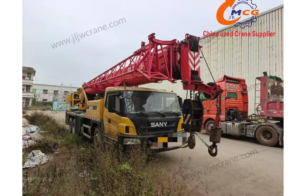 Affordable Used 25 Ton San Y Truck Crane From 2022