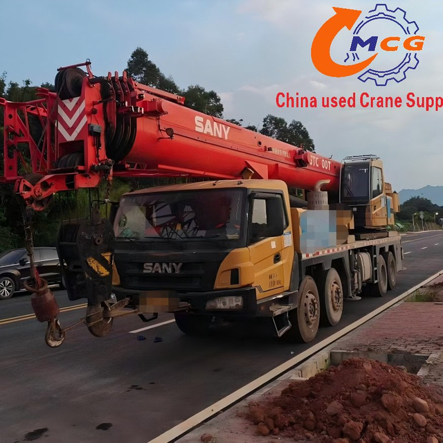 We are selling a 2020 Sany 40-ton used truck crane at a reasonable price. Welcome to consult.