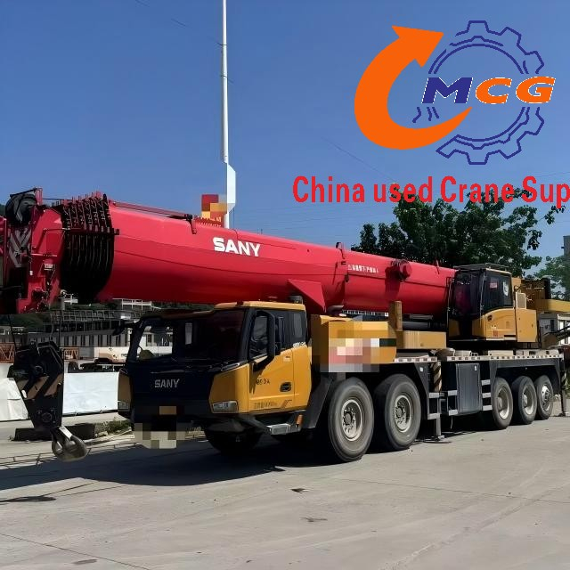 2023 Sany 130-ton 8-section boom STC1300C8-6 used truck crane, in excellent condition.