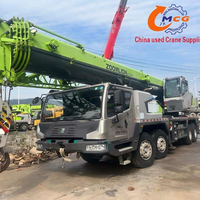 Used Zoomlion 50-ton ZTC500H5 mobile truck crane manufactured in 2020.