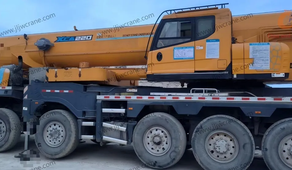 Affordable 2023 Xc Mg 95 Ton Used Truck Crane - in Good Condition