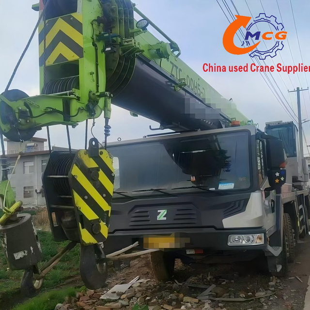 Used 2023 Zoomlion 50-ton ZTC500H5-2 truck crane