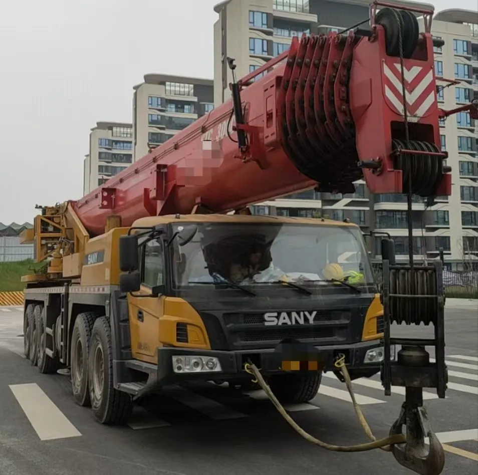 High-Quality Used 2022 San Y 130 Ton All Terrain Crane