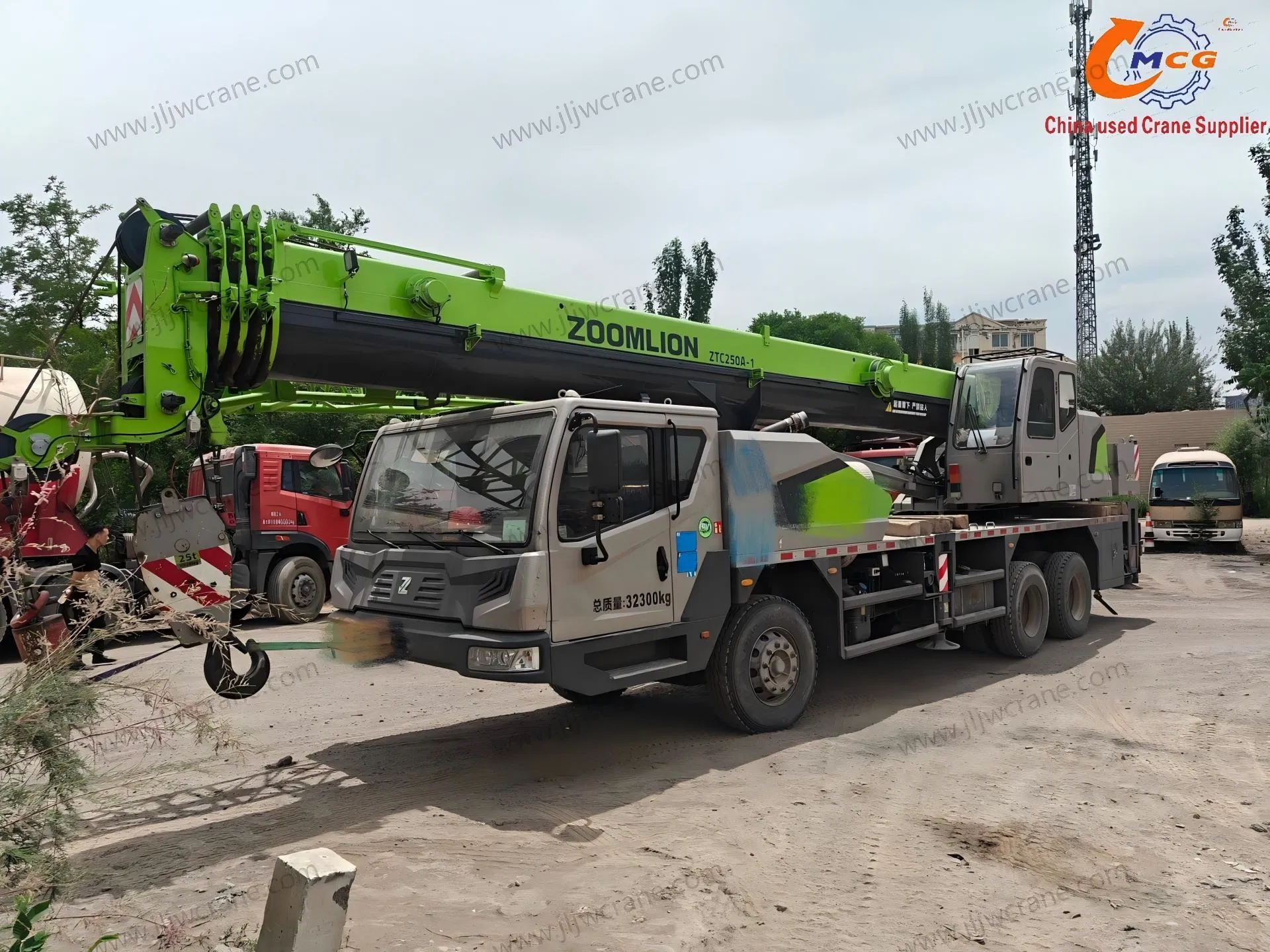 Reliable Used Zoom Lion Truck Crane, 2020 Model, 25 Ton