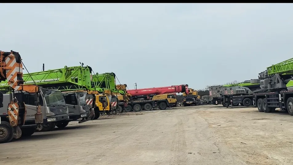 Used Crane 2024 Sac160 Ton San Y All Terrain Crane1600c8-8 Truck Crane Used Mobile Crane Crawler Cranes Construction Machinery