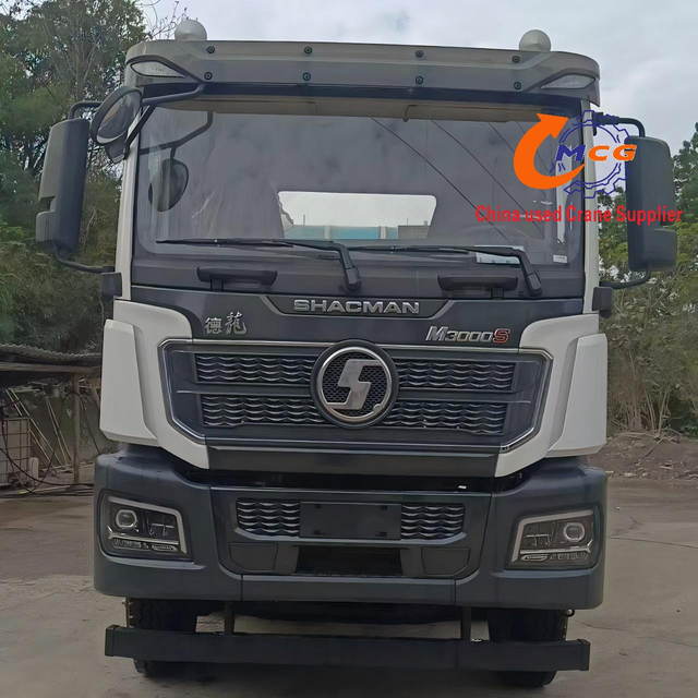 High-Performance Linyu 12m³ Fully Hydraulic Cement Mixer Truck